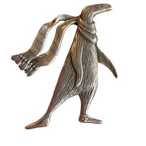 Vintage sterling silver 925 Edward Gorey Penguin Brooch w Scarf Doubtful guest